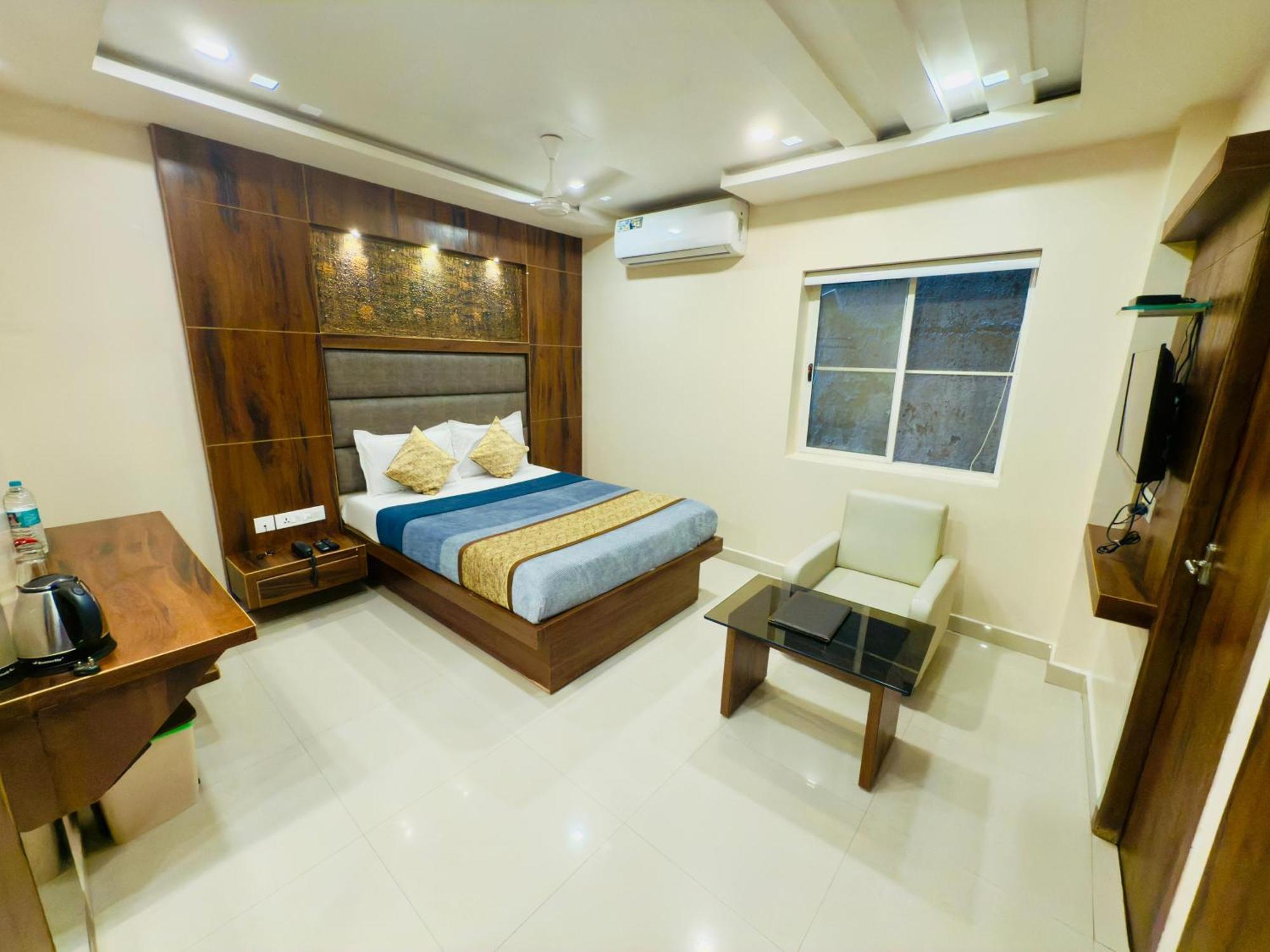 The Hydel Park - Business Class Hotel - Near Central Railway Station Chennai Exterior photo