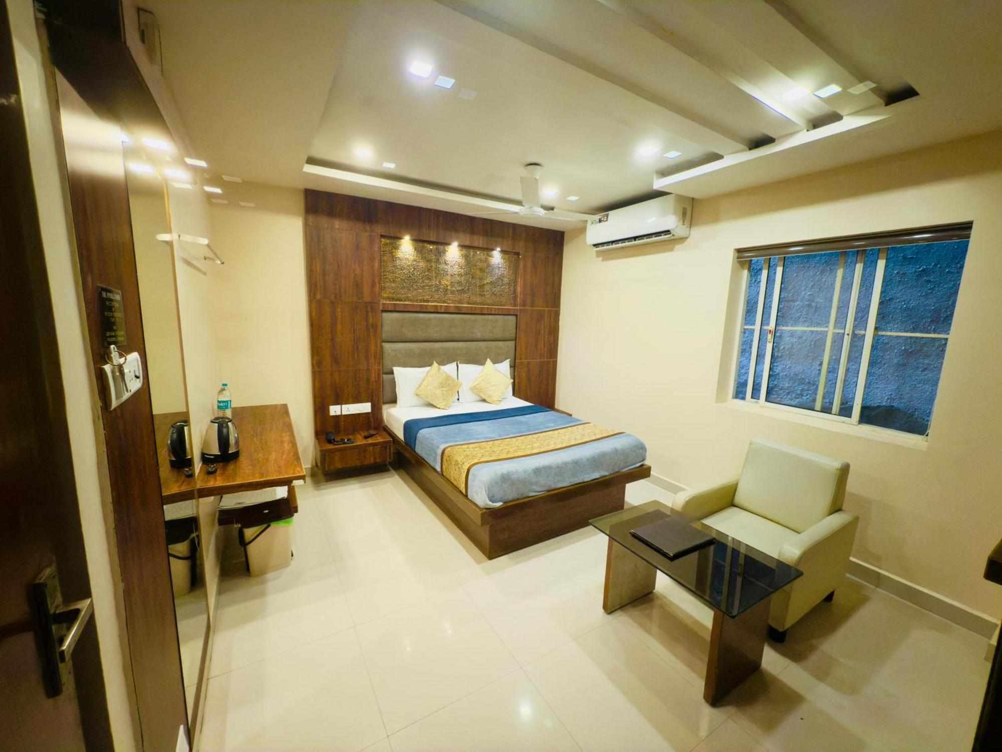 The Hydel Park - Business Class Hotel - Near Central Railway Station Chennai Exterior photo