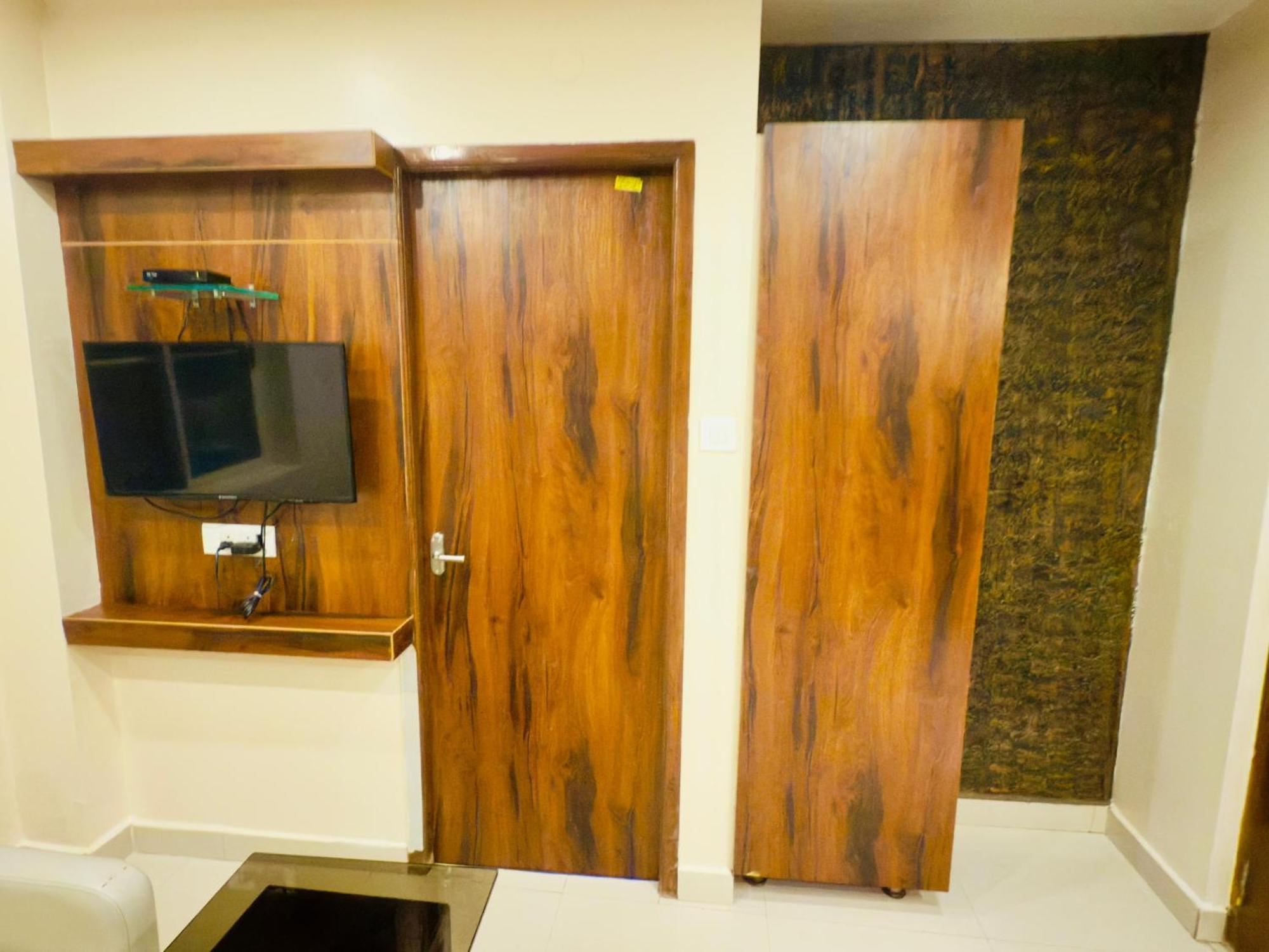 The Hydel Park - Business Class Hotel - Near Central Railway Station Chennai Exterior photo