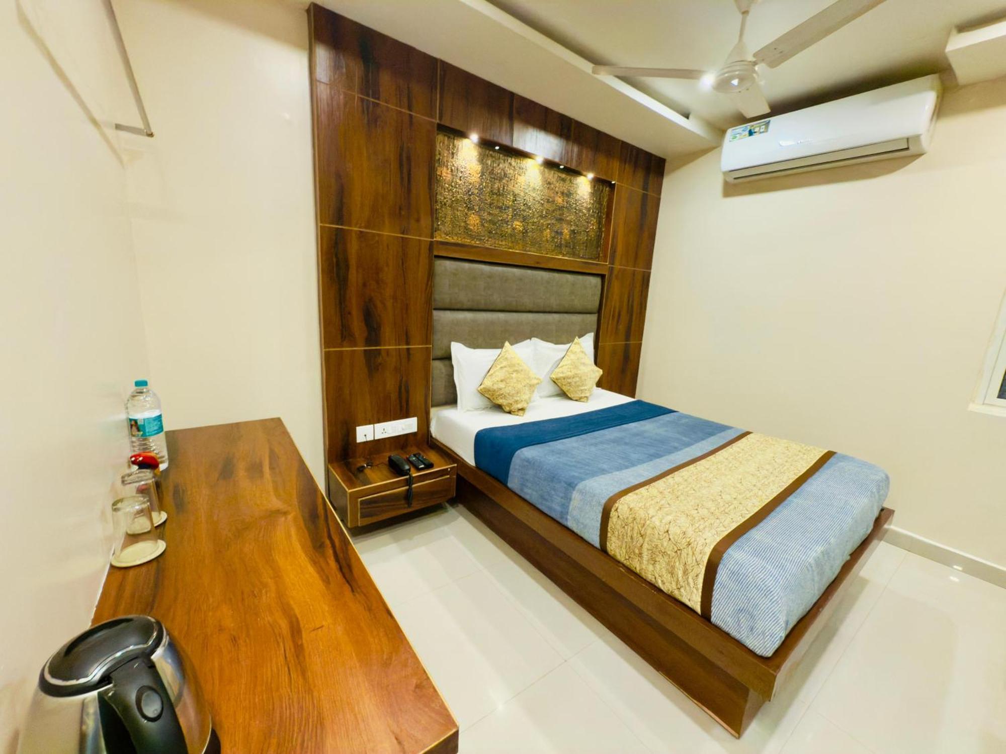 The Hydel Park - Business Class Hotel - Near Central Railway Station Chennai Exterior photo